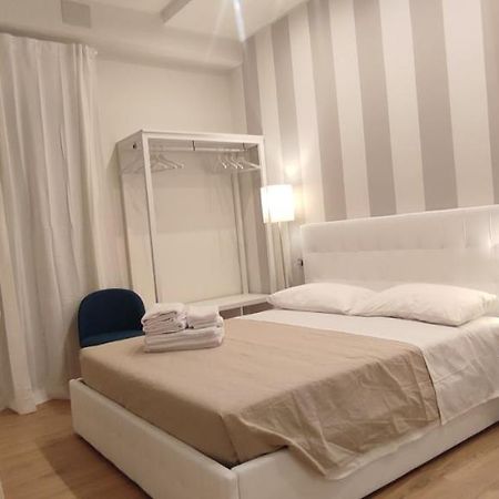 Portonaccio Suite - Stazione Tiburtina - Universita - Metro B Róma Kültér fotó